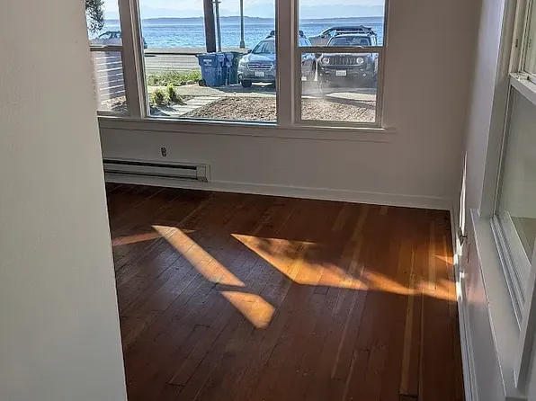 1768 Alki Ave SW APT 2, Seattle, WA 98116