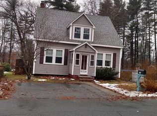 184 Long Pond Dr, Dracut, MA 01826