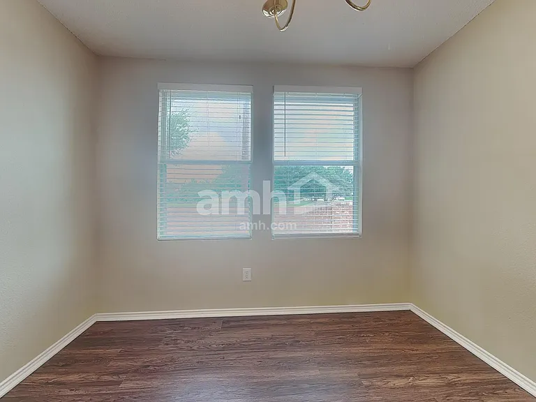 5200 Emmeryville Ln — Photo 5