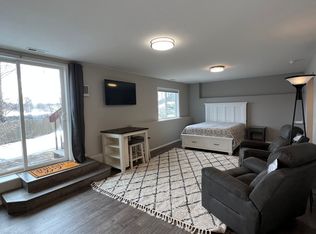 5600 Tudor Square Ct #B, Anchorage, AK 99504