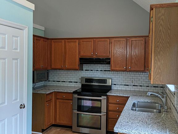 4th image of 6507 White Tail Dr