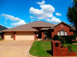 16104 Himalaya Rdg, Edmond, OK 73013