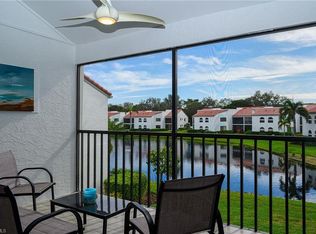 583 Beachwalk Cir #Q-202, Naples, FL 34108