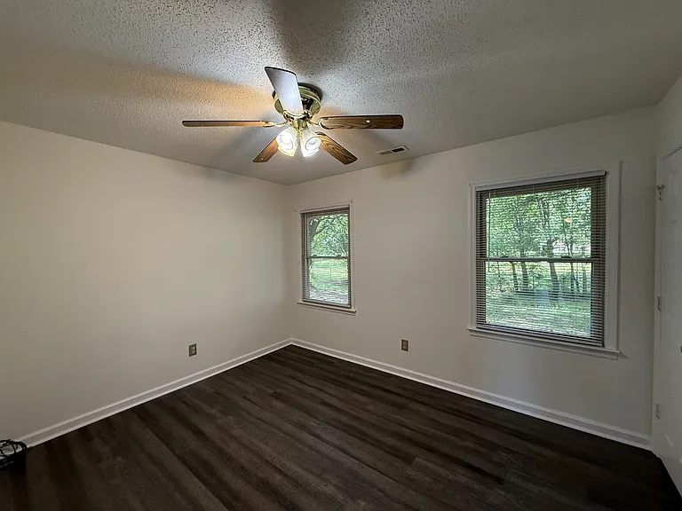 104 Shaverlee Ct — Photo 22