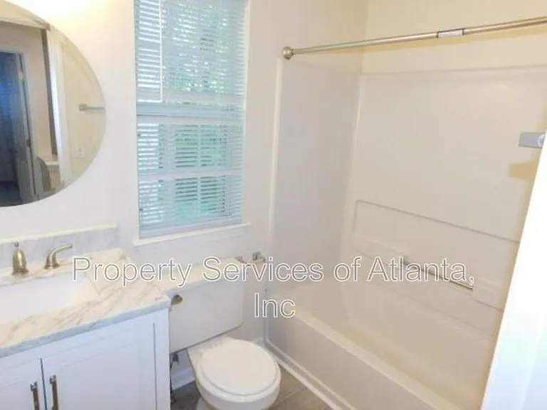 11215 Abbotts Station Dr — Photo 25