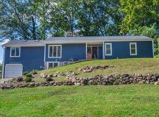 66 Moraine Rd, Morris Plains, NJ 07950