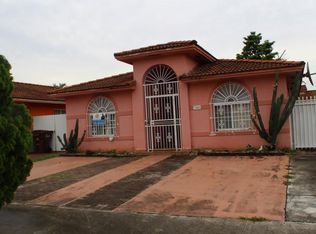 7486 W 33rd Ln, Hialeah, FL 33018