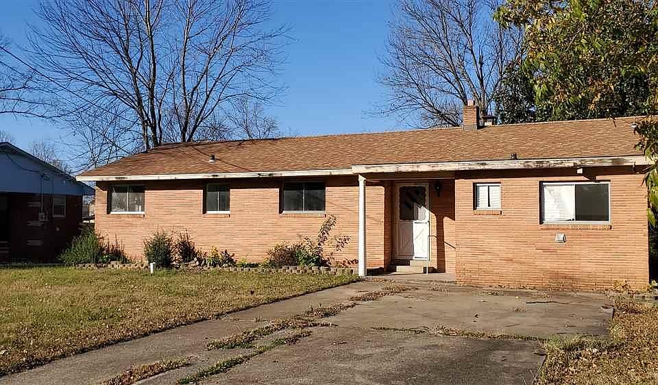 1st image of 1706 Ryan Ave