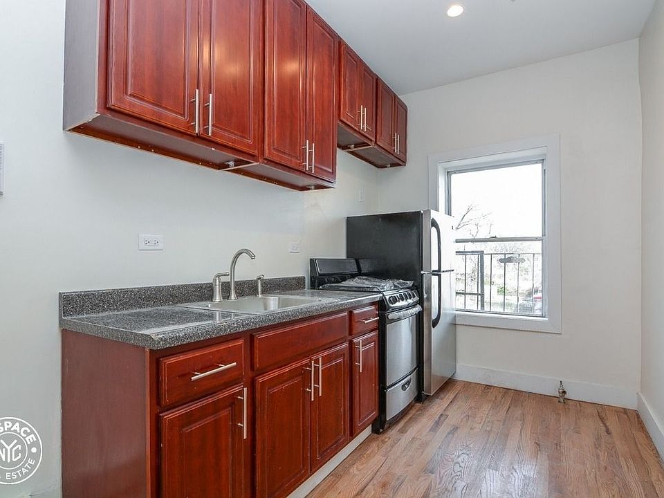 1st image of 421 Rogers Ave #D4