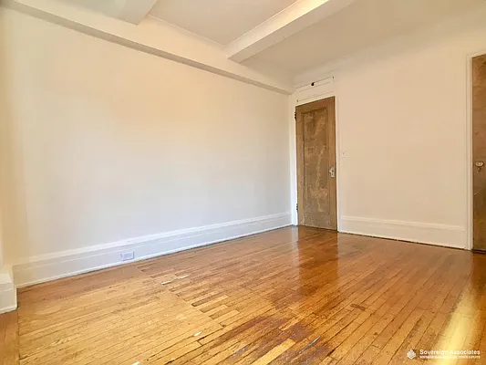 Rented by Sovereign Associates | media 9