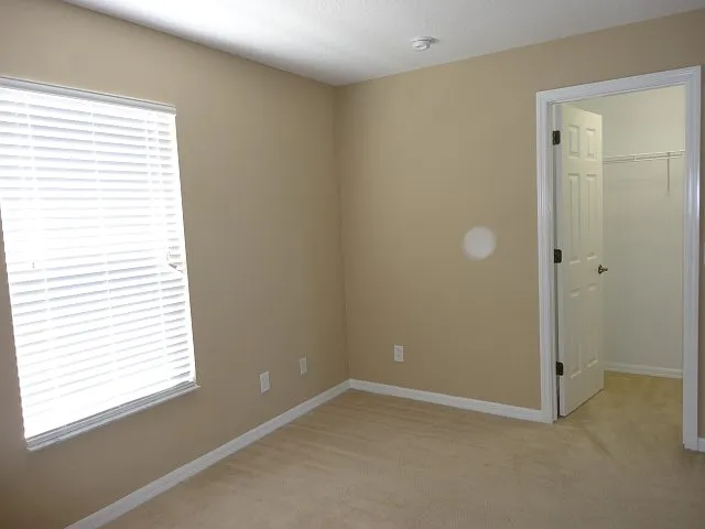 2324 Pesaro Cir — Photo 15