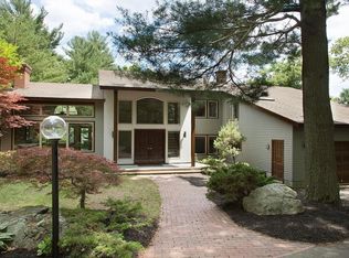48 Summit Rd, Lexington, MA 02421