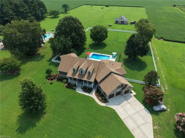 2917 Buskey Rd, Chesapeake, VA 23322