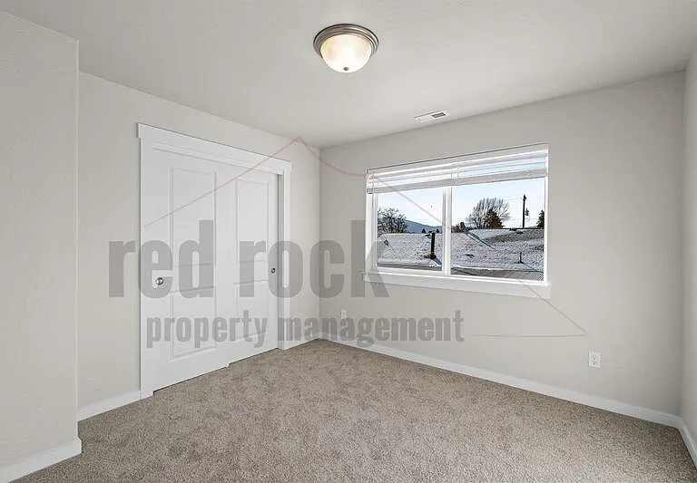 1228 N Tschirley Rd #1 — Photo 23