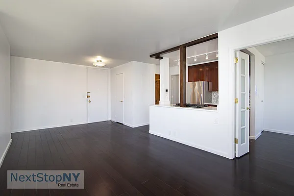 Rented by NextStopNY | media 3