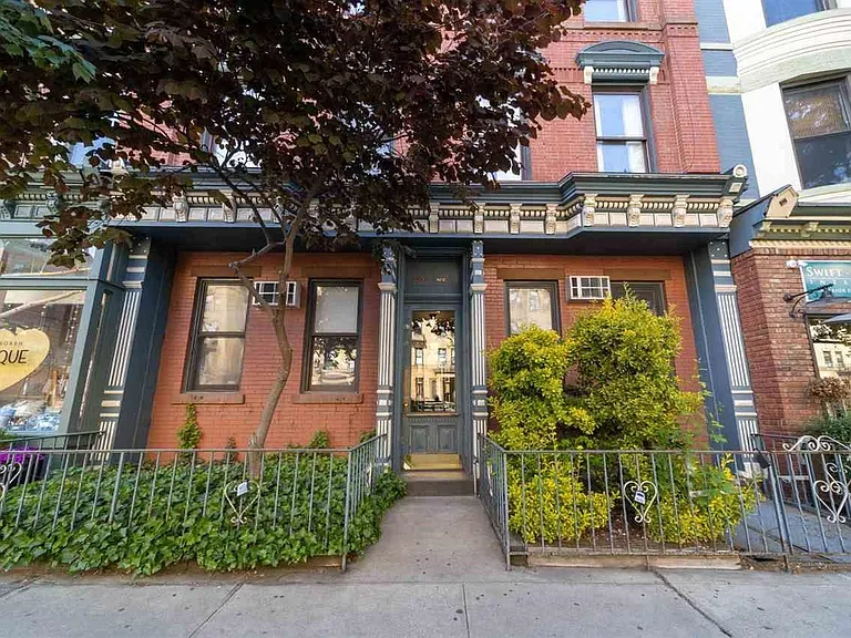 1206 Washington St #4 — Photo 9