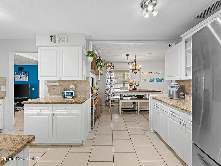 1700 S Merrimac Dr — Photo 14