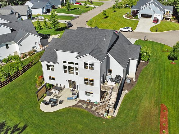 4th image of 2940 Ternberry Ln