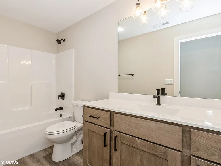 Sweetwater Townhomes — Photo 32