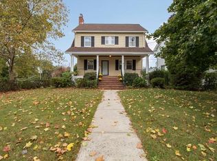 27 Midland Ave, White Plains, NY 10606