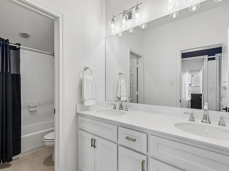 13624 Walsh Ave — Photo 17