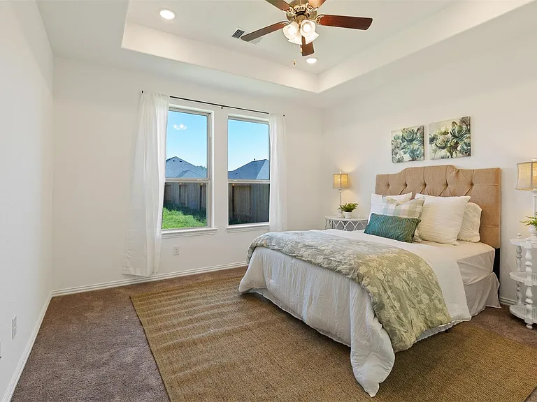 8003 Chukka Dr — Photo 17