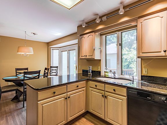 3rd image of 2504 Schade West Dr #2