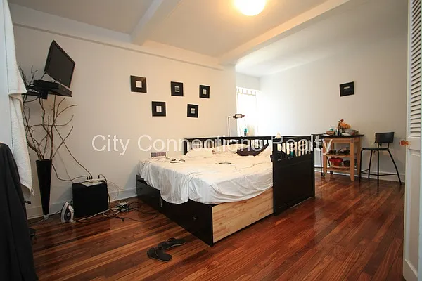Rented by City Connections Realty | media 25