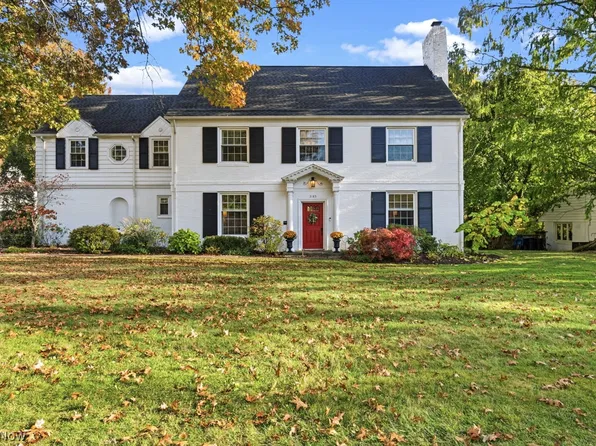 3185 Belvoir Blvd, Shaker Heights, OH 44122