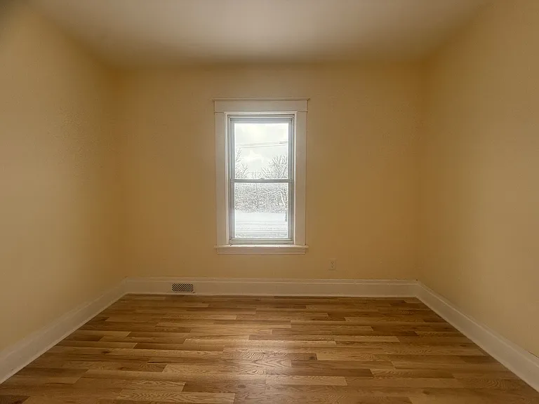 508 9th St #3 — Photo 16