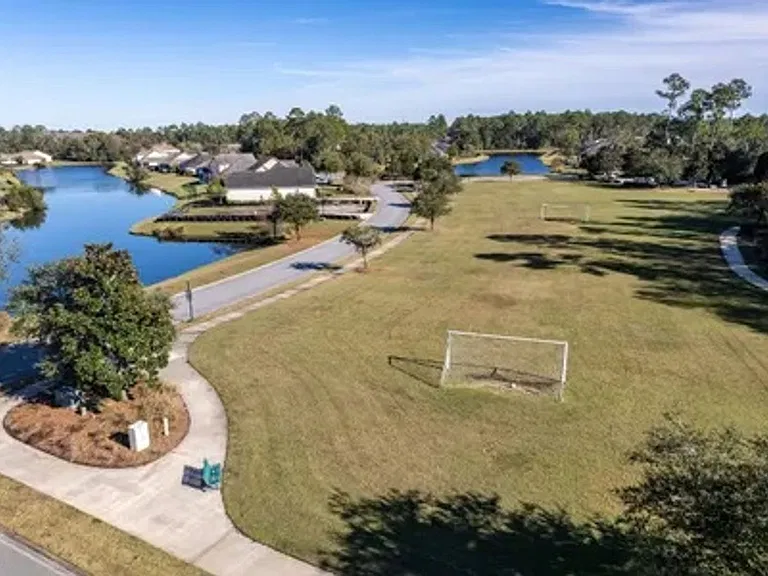 217 Brooklet Cir — Photo 35