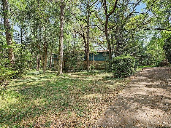 3rd image of 7015 Spencer Rd