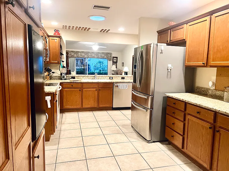 731 Baisley Trl — Photo 8