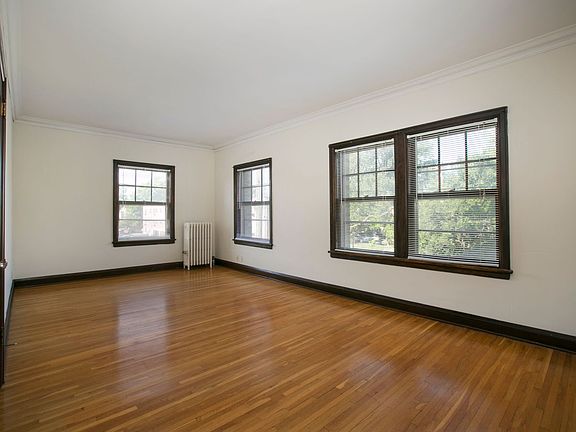 4th image of 2446 Colfax Ave S #208