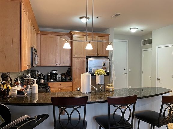 5th image of 24 W Station St Unit 201W