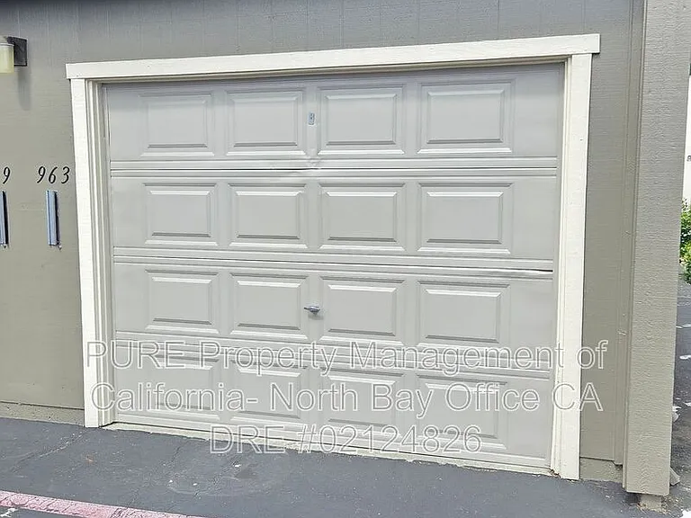963 Santa Cruz Way — Photo 11