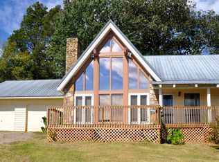 2666 Roberts Rd, Kodak, TN 37764