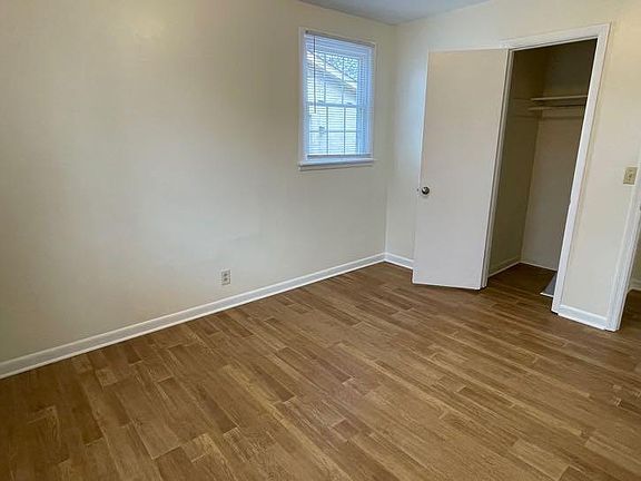 5th image of 514 N Academy St