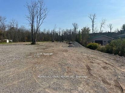 5th image of 45 River Rd