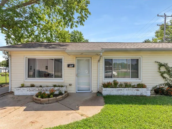 520 S 3rd St, Eureka, MO 63069