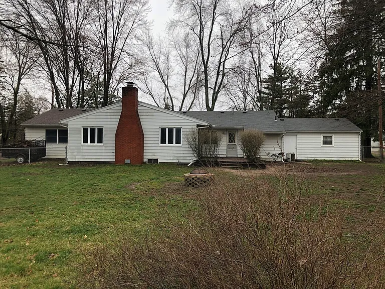 3660 N McCord Rd — Photo 2