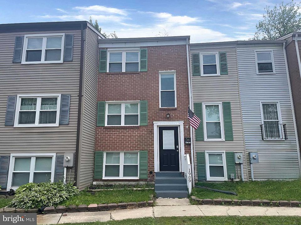 1st image of 1909 Eloise Ln