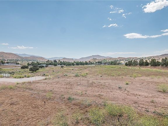 3rd image of 2233 Dolores Pl
