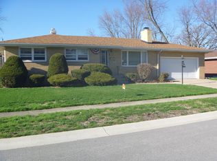 430 Fairview Ave, Crown Point, IN 46307