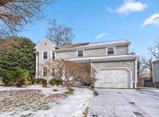 1543 Hunting Ave, Mc Lean, VA 22102