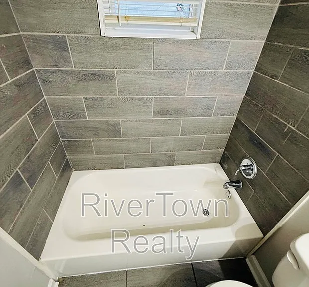 3046 Sinclair St — Photo 10