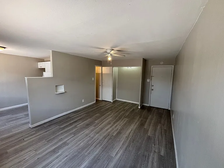 Brookside Apartments — Photo 8