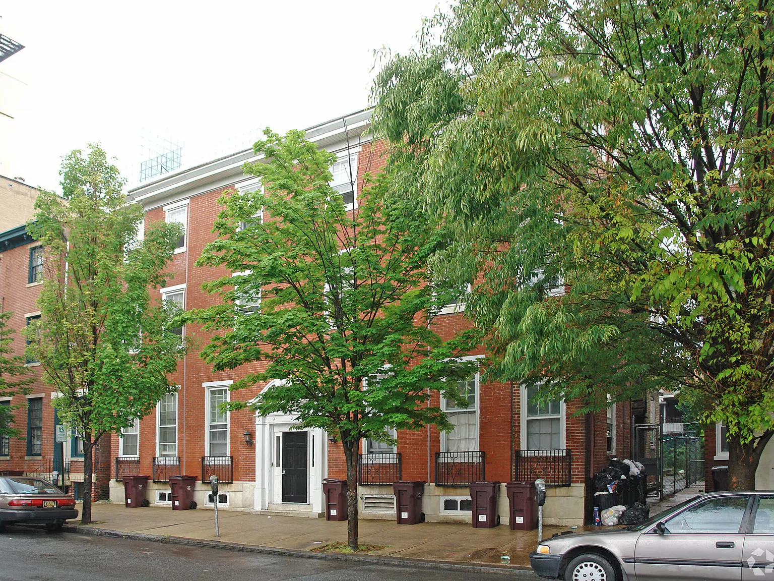 824 N West St — Photo 1
