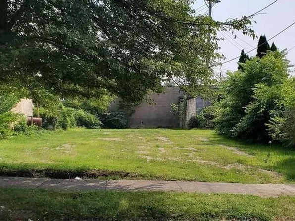 4165 E 114th St, Cleveland, OH 44105
