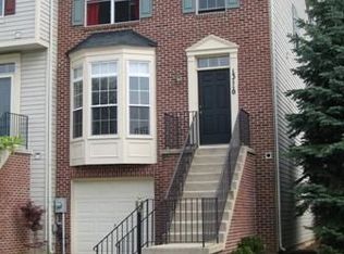 13110 Shamrock Glen Dr #101, Germantown, MD 20874